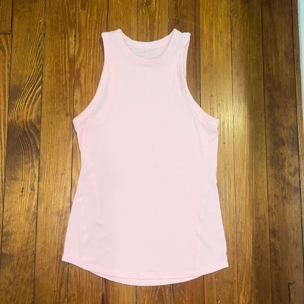 Lululemon Hold Tight Tank Top Strawberry Milkshake Size 8 Excellent Condition